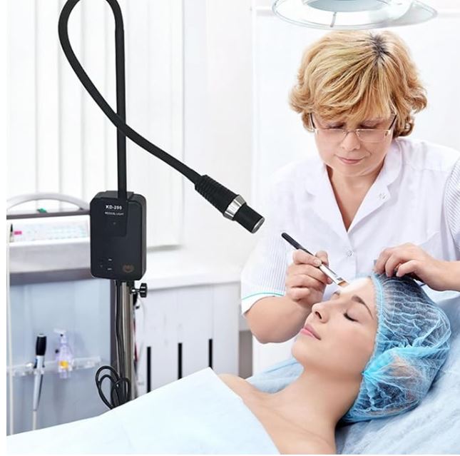 Lámpara de Examen Quirúrgico con Cuello de Cisne – Precisión y Flexibilidad Profesional - Delcantomedical